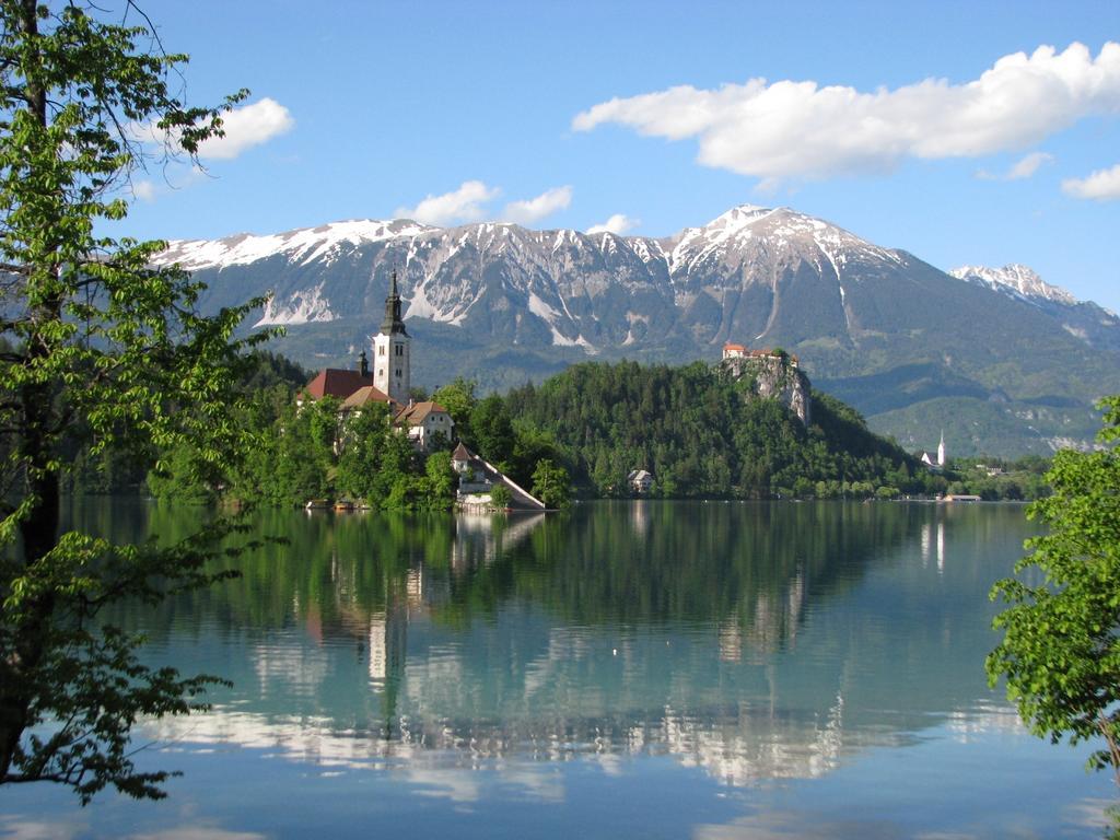 Apartment Zatrnik Bled Bagian luar foto